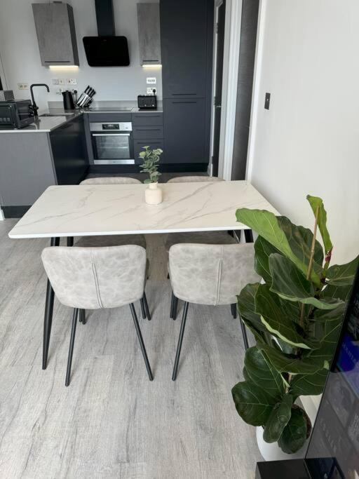 Minster Icona 250 Free Parking & Gym * York